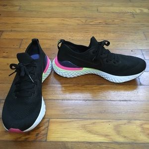 Nike Epic React Flyknit 2 Sneakers